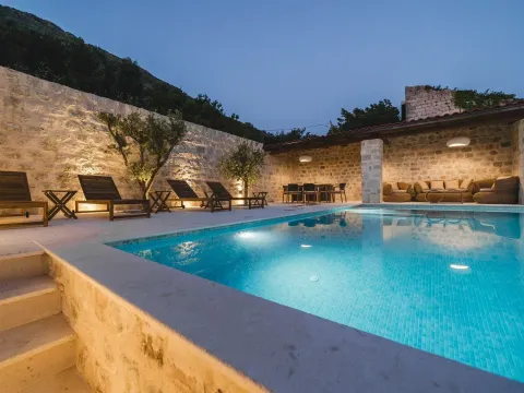 Sale, house, 197m², Reževići, Budva - image 36