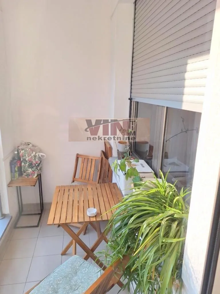 Sale, four bedroom apartment, 100m², Zvezdara Sve Podlokacije, Beograd