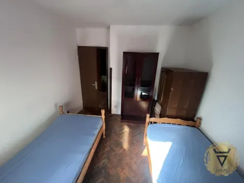 Rent, house, 200m², Medaković Sve Podlokacije, Beograd - image 11