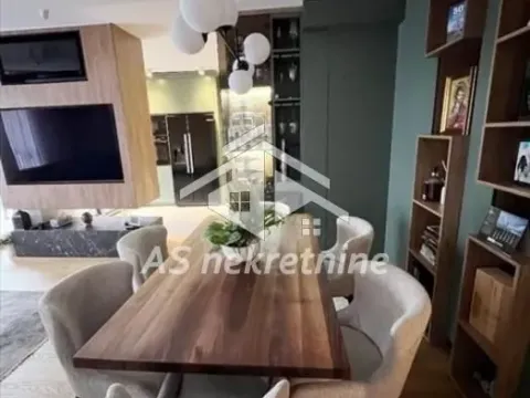 Rent, three bedroom apartment, 85m², Vračar Sve Podlokacije, Beograd - image 7