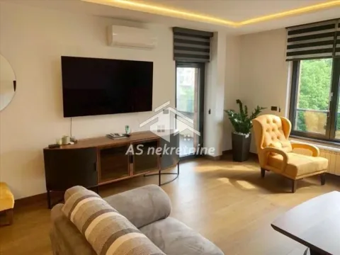 Izdavanje, trosoban stan, 90m², Banovo Brdo, Beograd - image 2