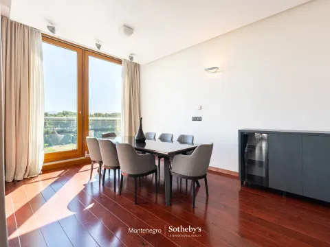 Prodaja, trosoban stan, 203m², Kod Capital Plaze, Podgorica - image 7
