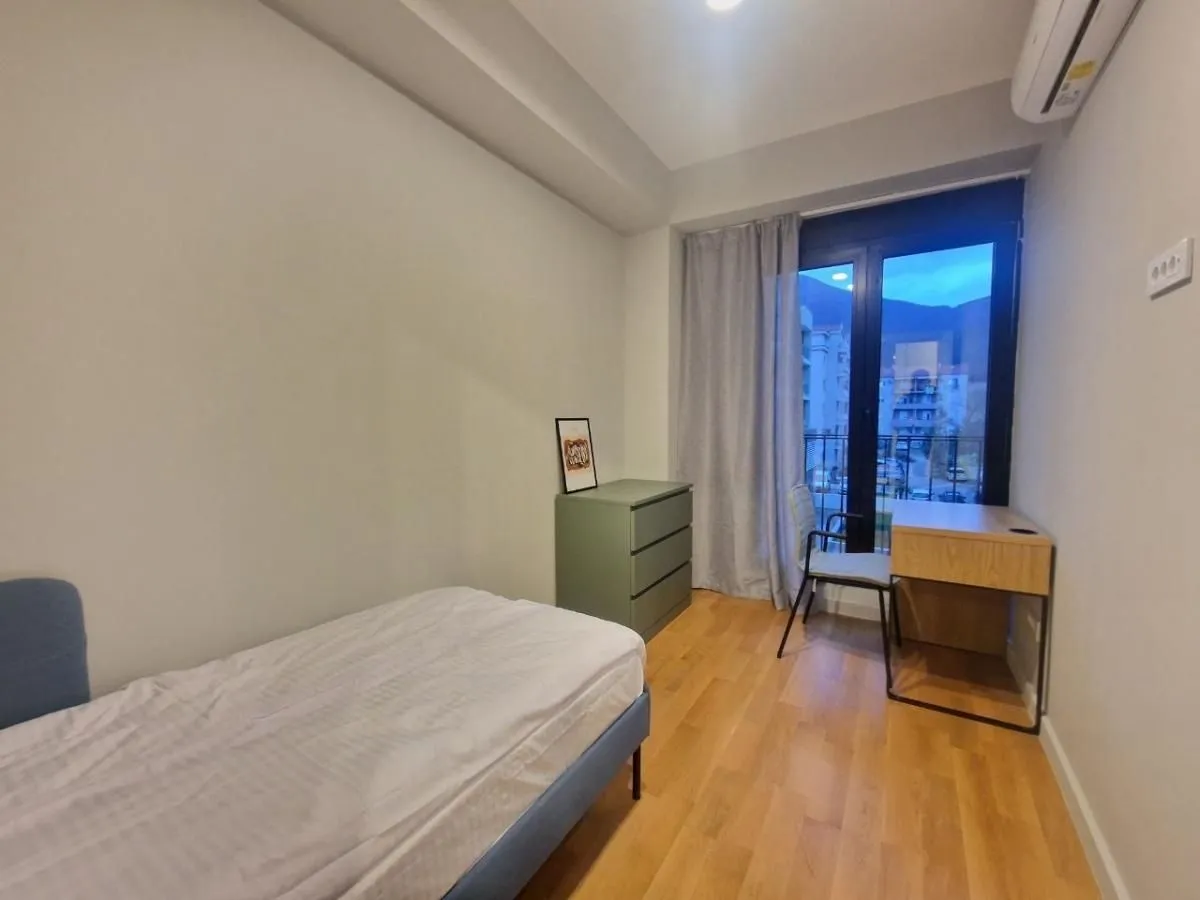 Rent, three bedroom apartment, 64m², Seljanovo, Tivat
