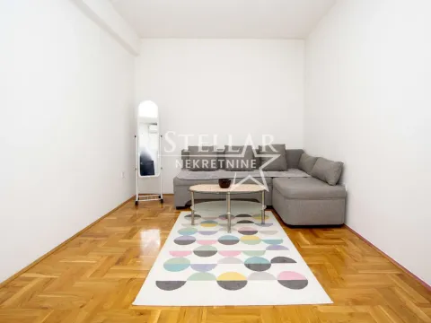 Rent, two bedroom apartment, 64m², 1 maj, Podgorica - image 2