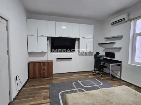 Izdavanje, kuća, 51m², Stari Grad, Beograd - image 6