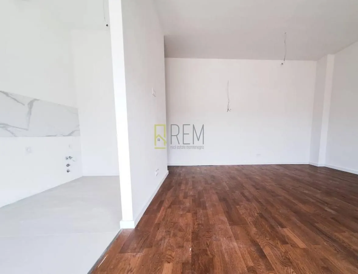 Prodaja, dvosoban stan, 86m², Zagorič, Podgorica