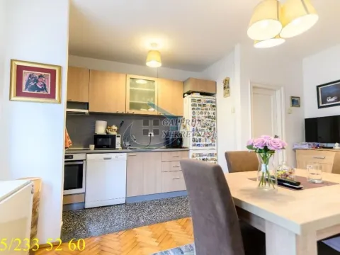 Prodaja, dvosoban stan, 61m², Slavujev Venac, Zvezdara Sve Podlokacije - image 2