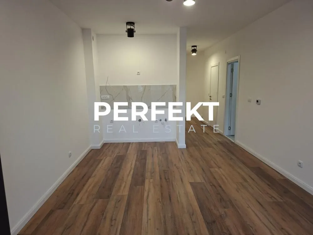 Prodaja, dvosoban stan, 65m², Centar, Pančevo