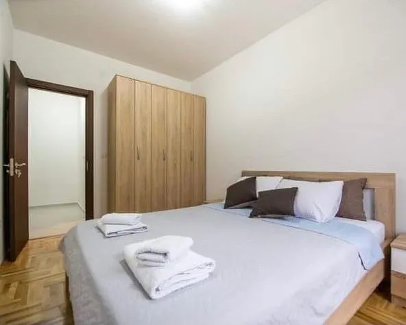 Sale, one bedroom apartment, 47m², Bečići, Budva
