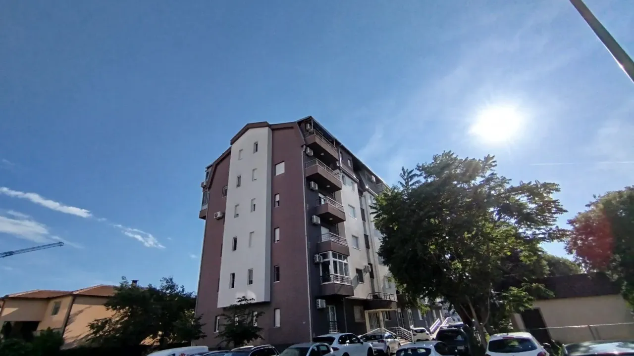 Izdavanje, stan, 50m², Kod Big Fashion-a, Podgorica