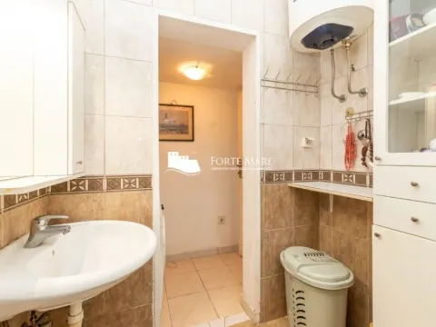 Prodaja, stan, 45m², Herceg Novi, Crna Gora - image 4