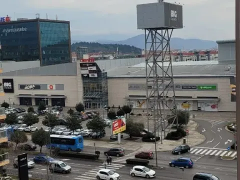 Prodaja, jednosoban stan, 42m², City Kvart, Podgorica - image 14