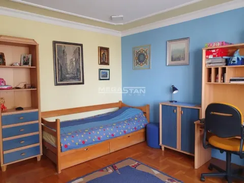 Prodaja, četvorosoban stan, 137m², Lekino Brdo, Voždovac Sve Podlokacije - image 9