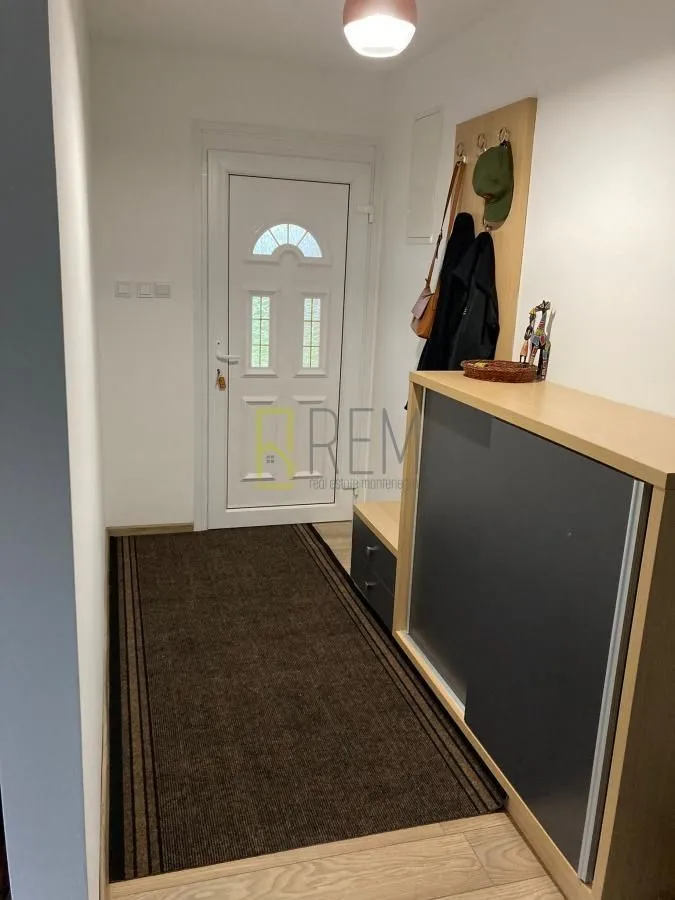 Rent, house, 128m², Podgorica, Crna Gora