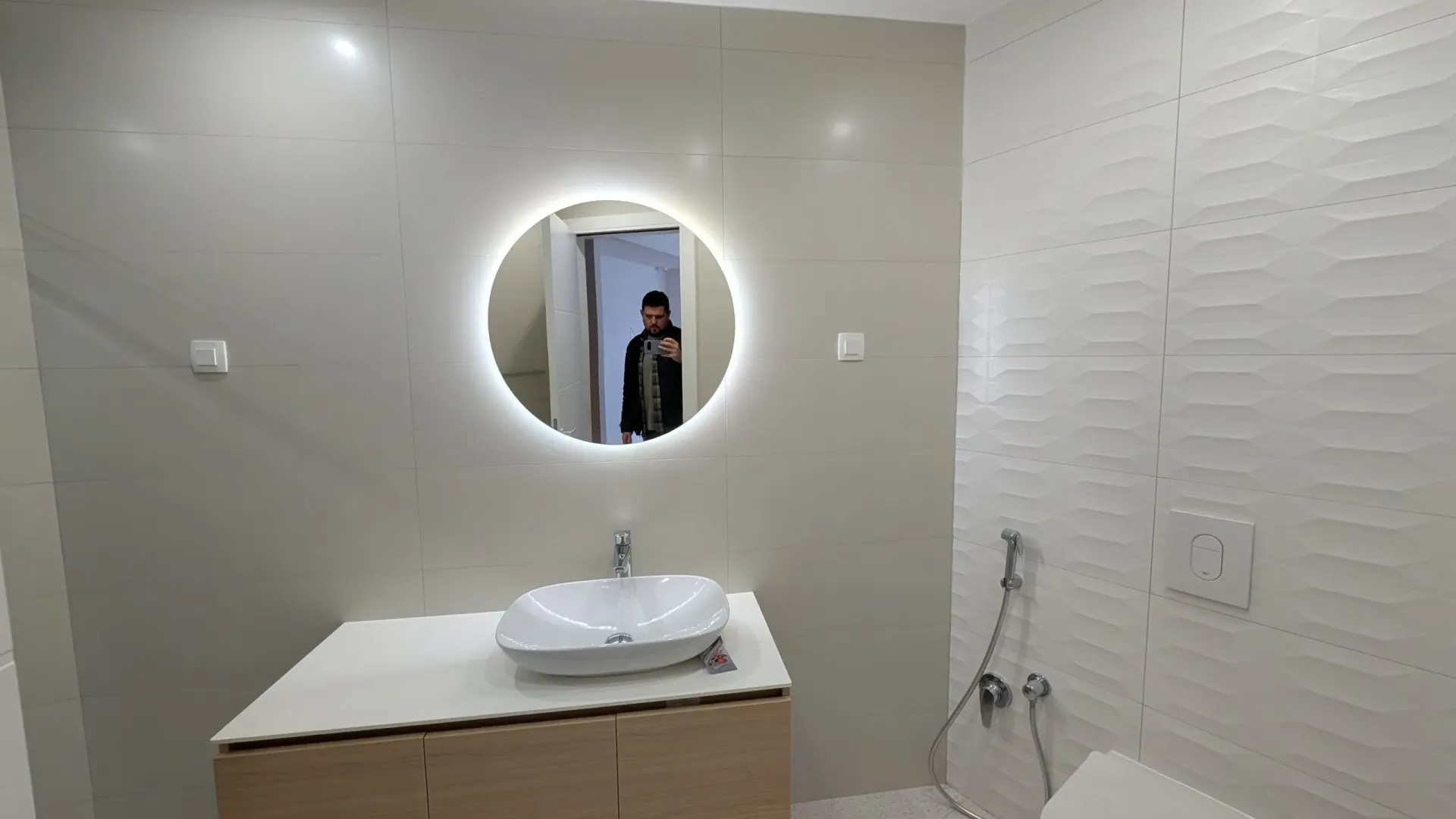 Sale, two bedroom apartment, 59m², Bečići, Budva