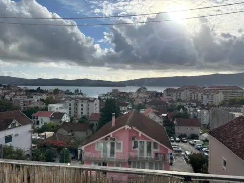 Izdavanje, jednosoban stan, 40m², Kalimanj, Tivat - image 11