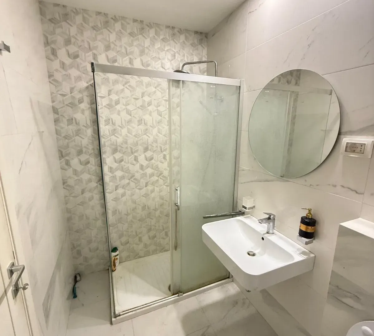 Prodaja, jednosoban stan, 49m², Central Point, Podgorica