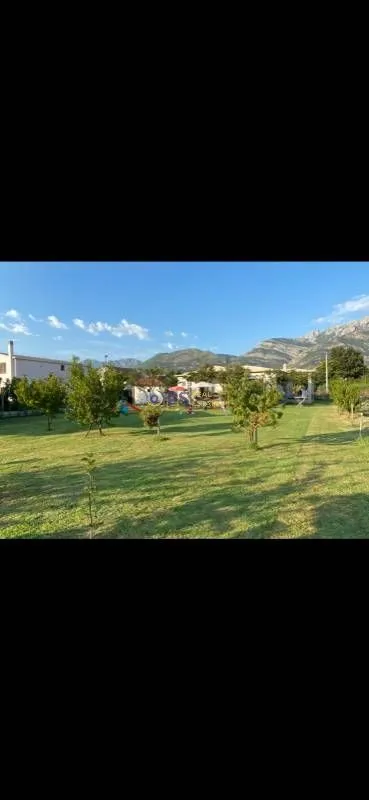 Sale, house, 200m², Bar, Crna Gora
