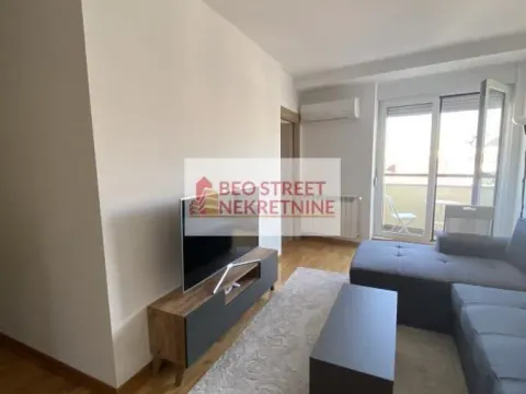 Izdavanje, dvosoban stan, 44m², Đeram Pijaca, Beograd - image 6