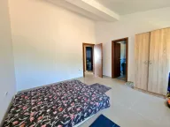 Izdavanje, trosoban stan, 155m², Prijevor, Budva - image 9