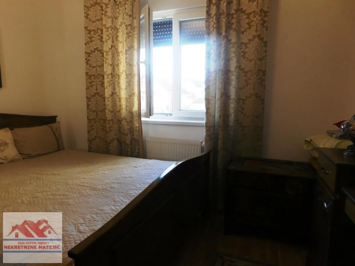 Prodaja, dvosoban stan, 67m², Mala vaga, Kragujevac