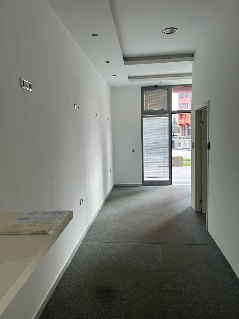 Sale, office space, 54m², Podgorica, Crna Gora