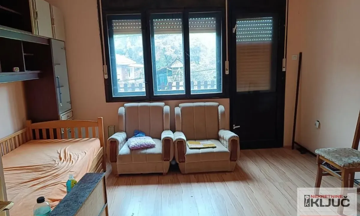 Prodaja, kuća, 168m², Sremski Karlovci, Novi Sad