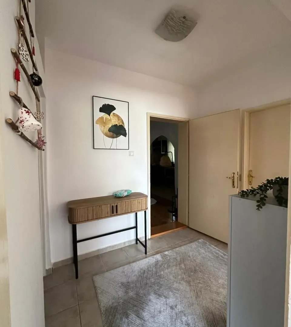 Prodaja, dvosoban stan, 75m², Zagorič, Podgorica