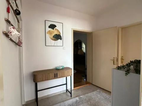 Sale, two bedroom apartment, 75m², Zagorič, Podgorica - image 9