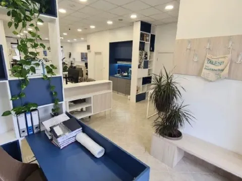 Izdavanje, poslovni prostor, 98m², Stari Aerodrom, Podgorica - image 5