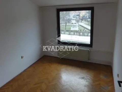Rent, three bedroom apartment, 81m², Vukov Spomenik, Zvezdara Sve Podlokacije - image 7