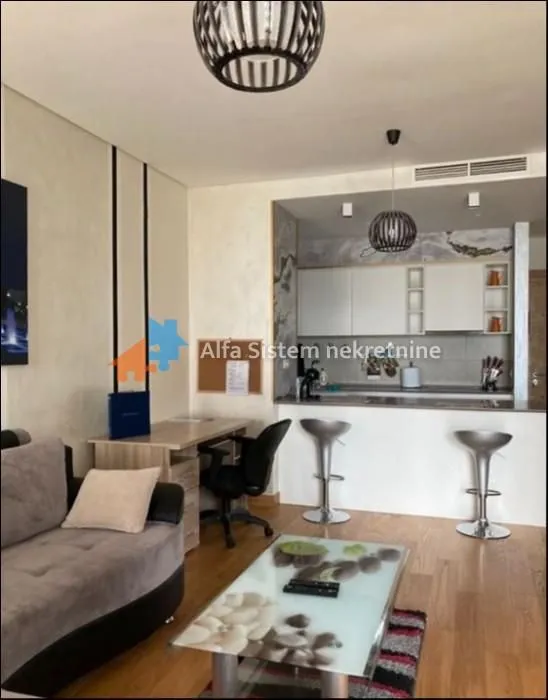 Rent, two bedroom apartment, 63m², Savski Venac, Beograd