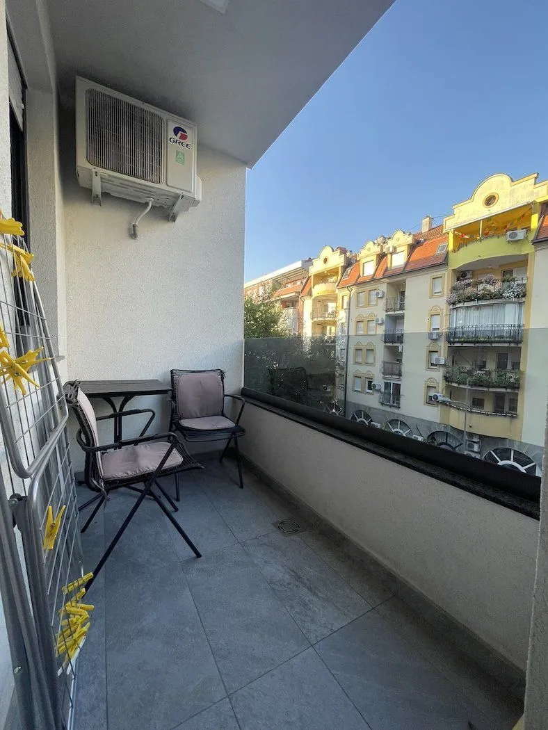 Izdavanje, jednosoban stan, 39m², Stari grad, Novi Sad