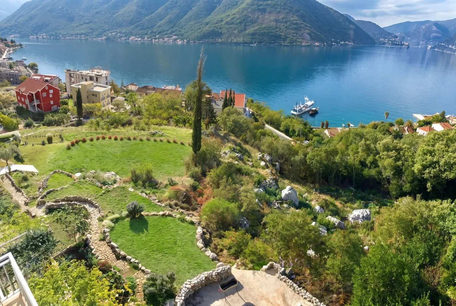 Prodaja, plac, 2733m², Dobrota, Kotor