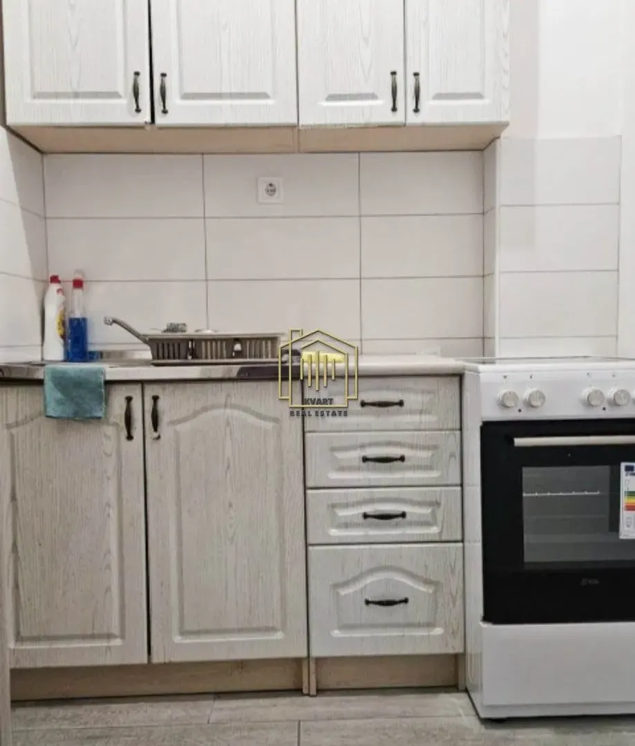 Izdavanje, dvosoban stan, 70m², Podgorica, Crna Gora
