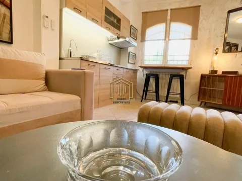 Rent, apartment, 35m², Stara Varoš, Podgorica - image 4