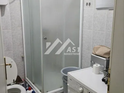 Rent, one bedroom apartment, 30m², Rotkvarija, Novi Sad Sve Podlokacije - image 6