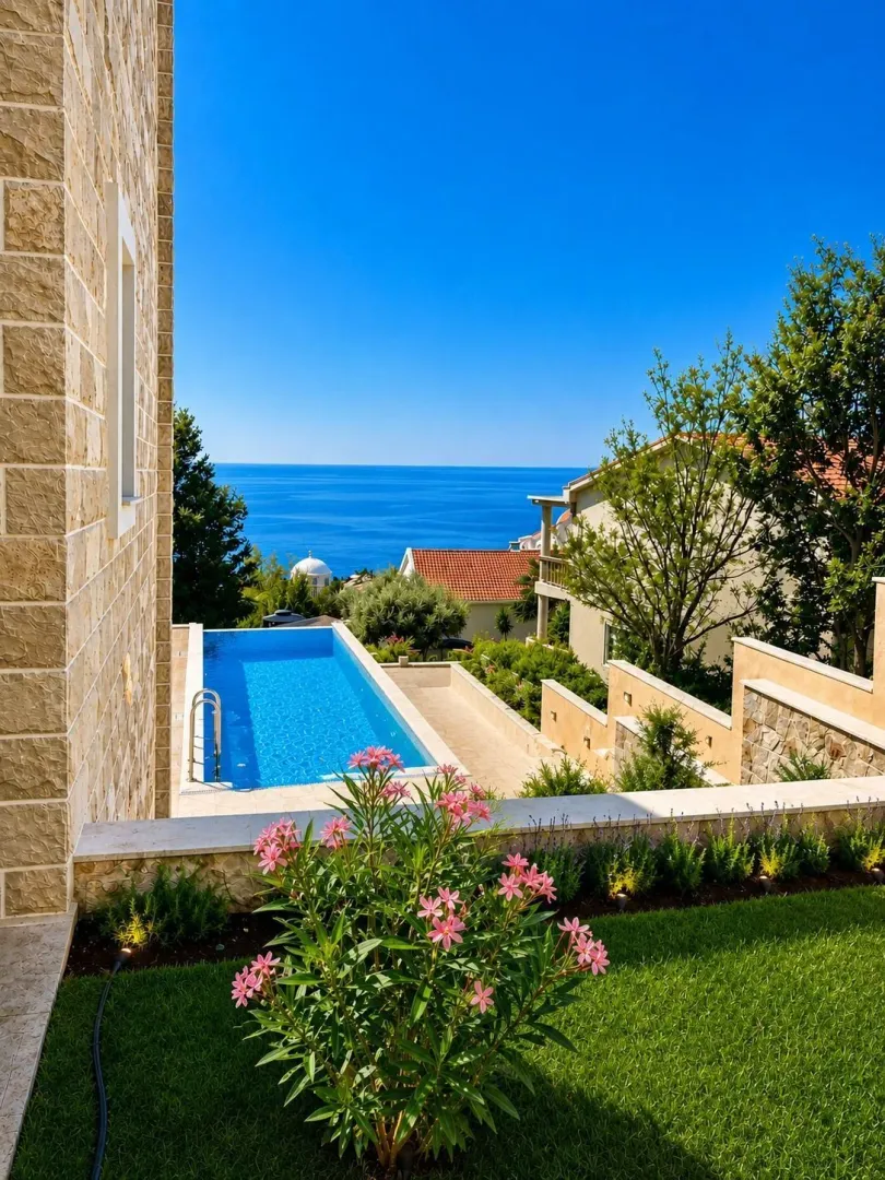 Prodaja, kuća, 295m², Blizikuće, Budva