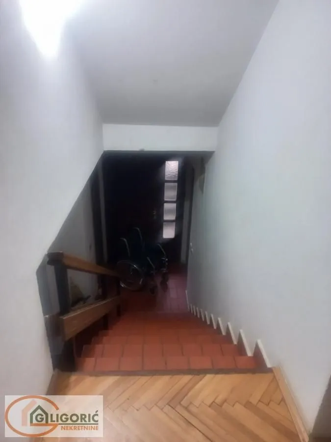Prodaja, kuća, 300m², Mirijevo Sve Podlokacije, Beograd