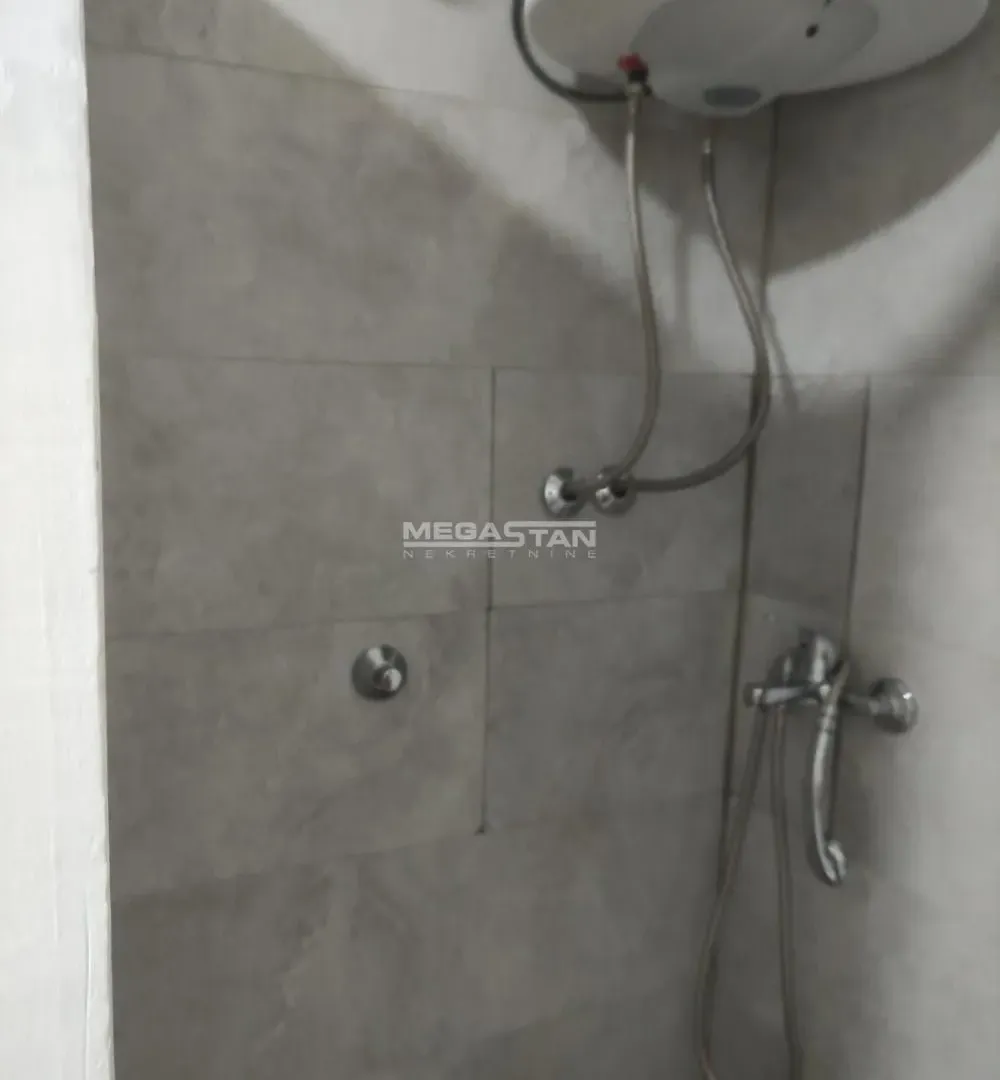 Rent, apartment, 18m², Kanarevo Brdo, Beograd