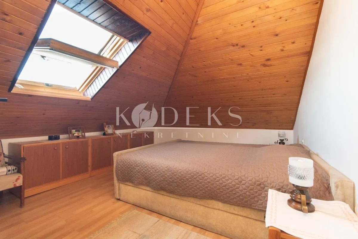 Prodaja, dvosoban stan, 122m², Centar, Podgorica
