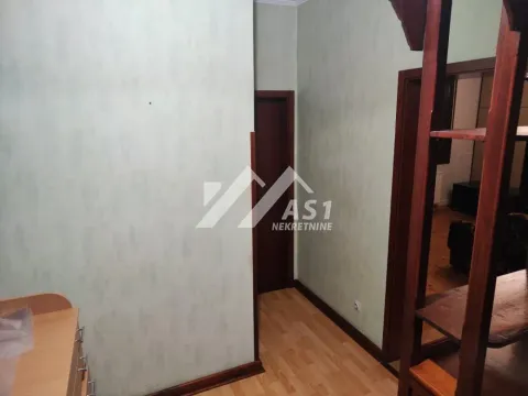 Izdavanje, trosoban stan, 72m², Petrovaradin, Novi Sad - image 6