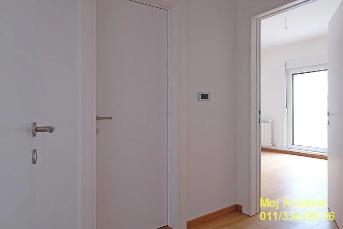 Prodaja, trosoban stan, 94m², Voždovačka Crkva, Voždovac Sve Podlokacije