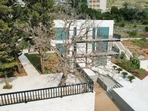 Sale, house, 580m², Skočiđevojka, Budva - image 4