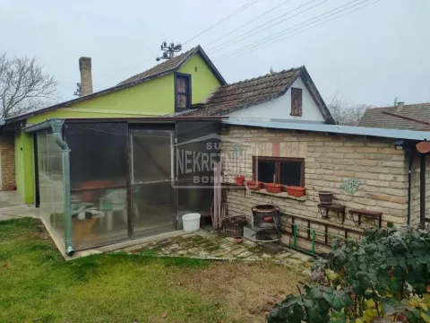 Prodaja, kuća, 73m², Zorka, Subotica - image 2