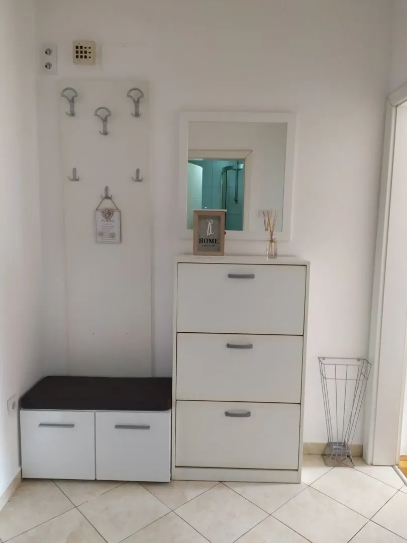 Izdavanje, dvosoban stan, 41m², Zabjelo, Podgorica