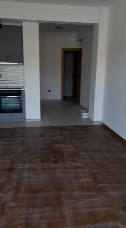 Izdavanje, jednosoban stan, 42m², Topla, Herceg Novi