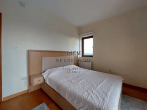 Izdavanje, kuća, 150m², Radanovići, Kotor - image 8