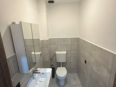 Sale, two bedroom apartment, 70m², Centar, Ulcinj - image 9