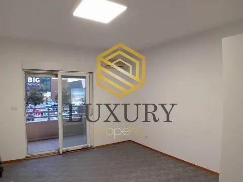 Prodaja, garsonjera, 31m², City Kvart, Podgorica - image 1